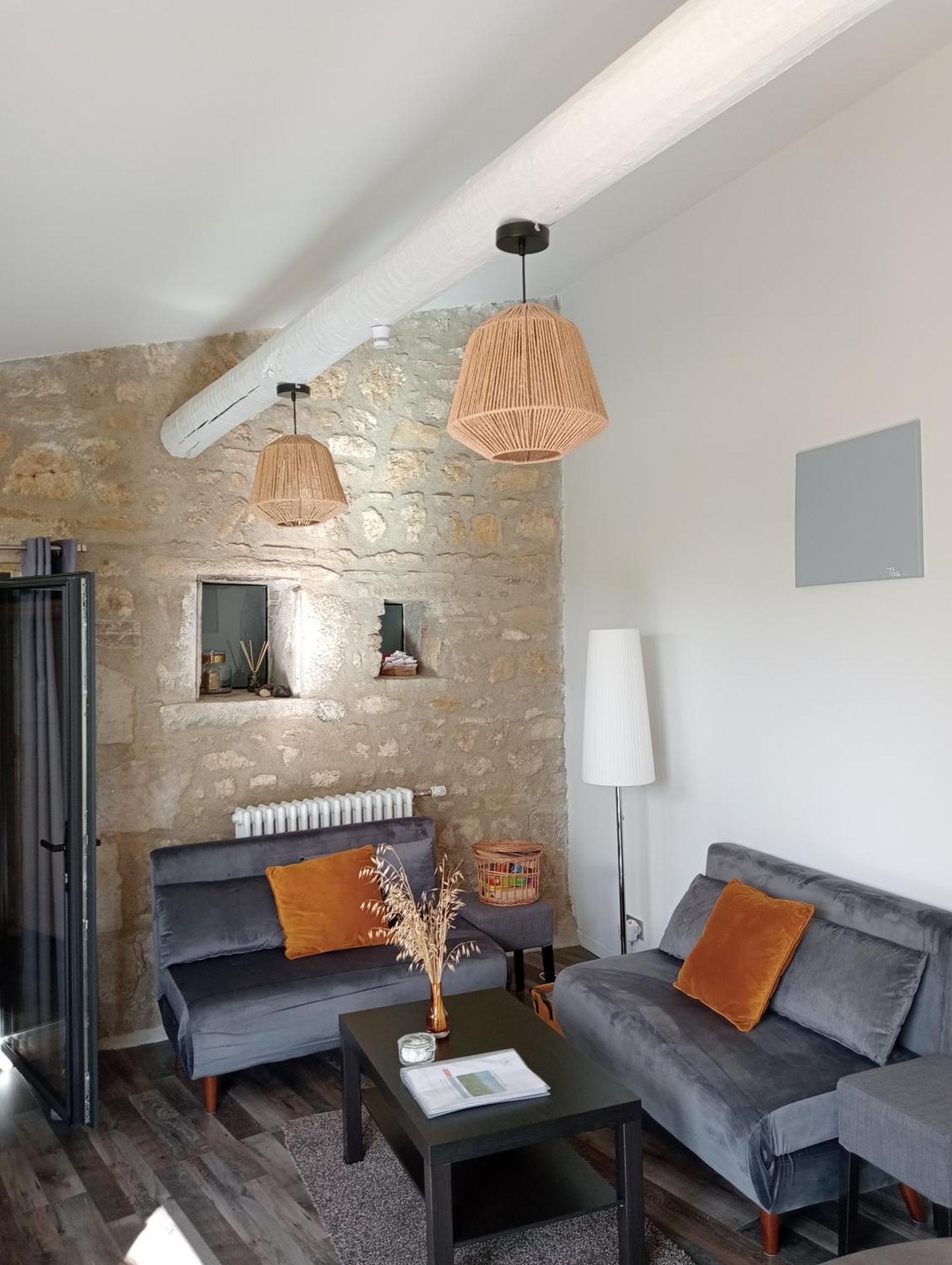 Holiday home Auvergnat'home Chaptuzat